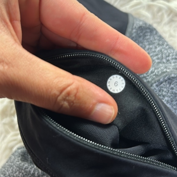 Lululemon Run The Day Crop *23" Fractal Dark Starlight Black / Black - Picture 5 of 5